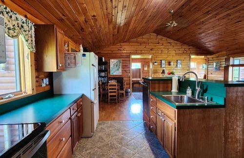 Hammondsport Cabina | G&T Cabin