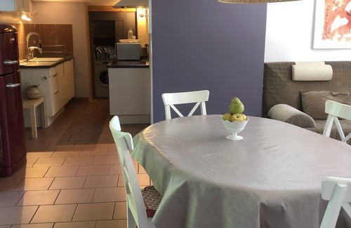 Saint-Martin-d'Uriage Villa | G2 Air-conditioned panoramic apartment between city and mountains