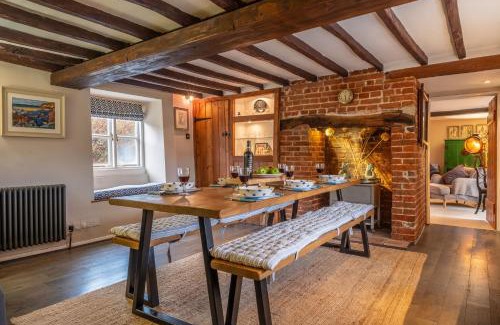 Great Snoring Casa | Gable End