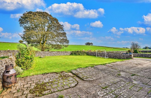 Newton Grange Cabaña | Gag Barn