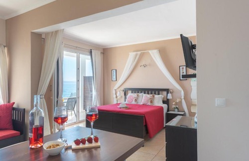 Messonghi Apartamento | Galini Beach Studios and Penthouse