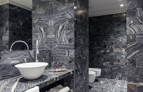 Milan Centre Hotel | Galleria Vik Milano - Townhouse Galleria - Small Luxury Hotels of the World