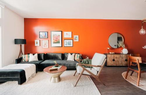 Highland Casa | Gallery Retreat - Skyline Views - Zuni Lofts