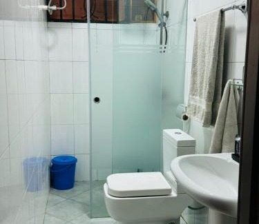 Entebbe Apartamento | Gamaleo Apartments Namulanda