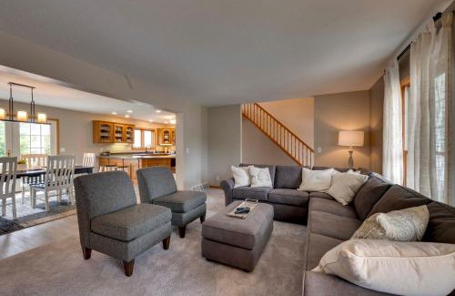 Waverly Casa | Game Room and Patio Bremer House Waverly Rental