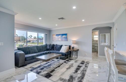 Saint James City Casa | Game Room and Screened Lanai Pine Island Getaway!