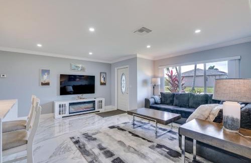 Saint James City Casa | Game Room and Screened Lanai Pine Island Getaway!