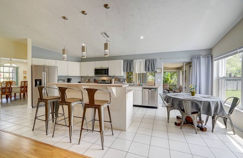Saint James City Casa | Game Room & Deck: Spacious Home in St James City