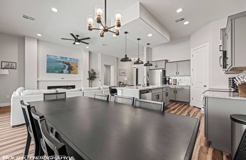 Mesquite Casa | Game Room Heated Pool & Spa Fire Pit Putting Green Outdoor TV