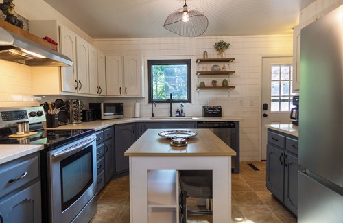 Homecroft Casa | Game Room/HotTub/Gym/Theater/Pet-Friendly/Sleeps14