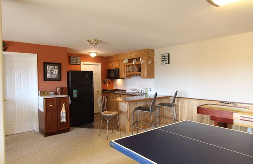 Buena Vista Casa | SALA DE JUEGOS | Increíble vistas a la montaña | 3bdrm, 3. 5 Baño | 1. 5 Mi. - Buena Vista