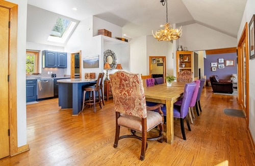 Nellysford Casa | Game Room, Sauna, Bonus Apartment Near Wintergreen Resort!