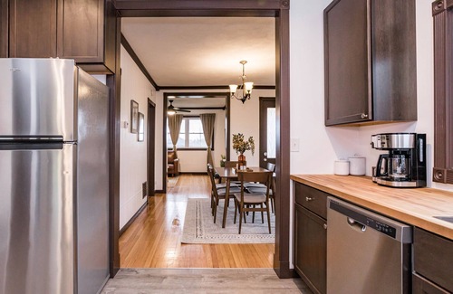 Westside Casa | Game room. Walk to food/beverage. 5 mins to Downtown, Destiny USA, NYS Fair, SU.