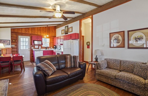 Laurelville Cabina | Cabaña-Baño privado-Gamebird