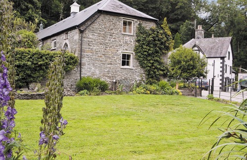 Llangadog Cabaña | Gamekeepers Cottage - HW7729