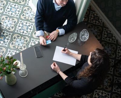 Leirvik Hotel | Gamle Fengselet Kulturhotell