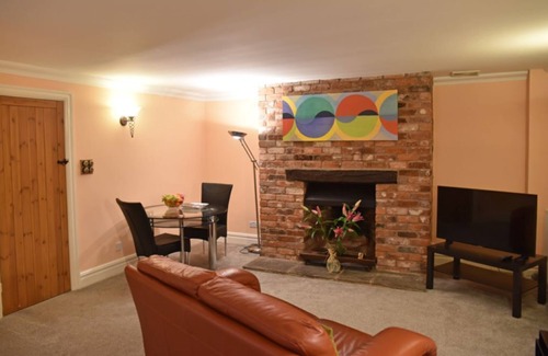 Knutsford Apartamento | Garden Apartment - Apartamento en el sótano en Leafy Knutsford