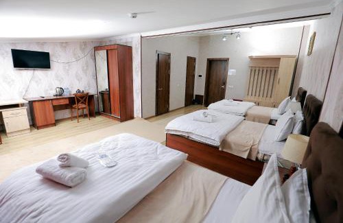 Navoiy Hotel | Garden City