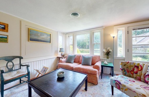 Manchester-by-the-Sea Casa | Garden Cottage By The Sea
