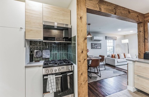 Mid City South Casa | Garden District Duplex