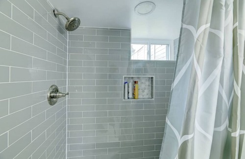 Fairlawn Casa | Garden Flat on 16th - Free Secured Parking