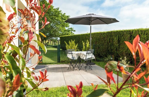 Vaucelles Condominio | Garden-level studio with parking 5 minutes from the historic center of Bayeux