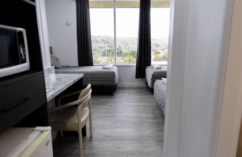 Gundagai Hotel | Garden Motor Inn