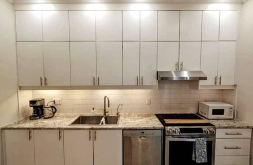 Exhibition Park Casa | Garden Paradise: Century Home in Guelph's Heart