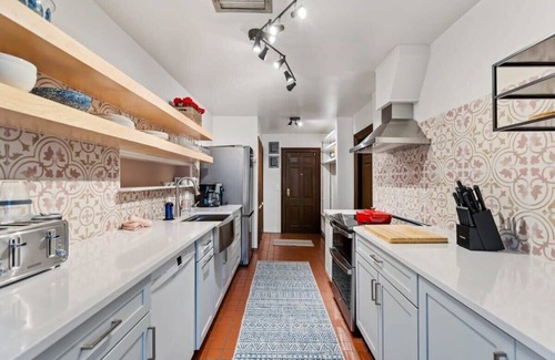 Brooklyn Heights Apartamento | Garden Place II by RoveTravel | 4BR Historic Apt