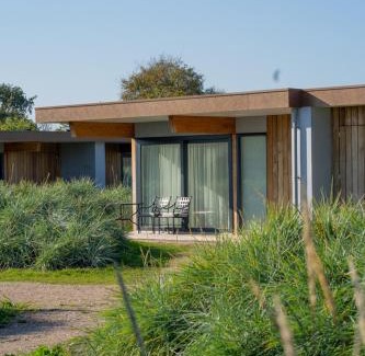 Westenschouwen Cabina | Garden Suites with private Jacuzzi