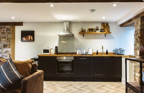 Mathern Cabaña | Gardener’s Cottage – A Tranquil Retreat in Historic Wales