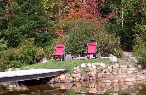 Meacham Cabina | Cabaña de madera-Baño en la habitacion-Vista al bosque-Gardeners Pet Friendly