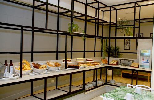 El Centro Hotel | Gardi Hotel & Suites