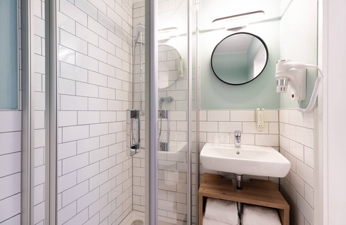 Old Town Hotel | Garner Hotel Cologne Engelbertz by IHG