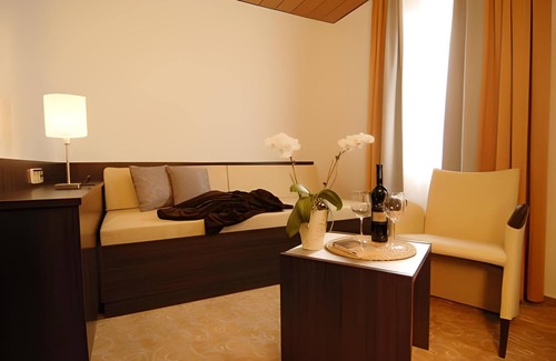 Nellingen Hotel | Garni-Hotel Adler