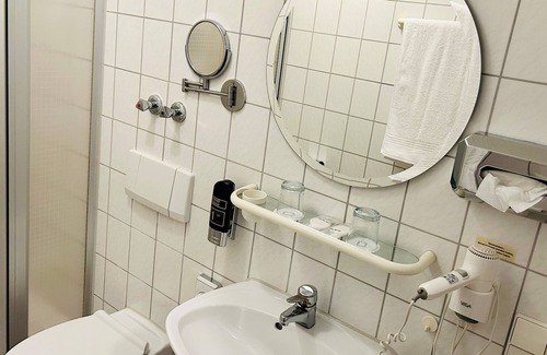 Nellingen Hotel | Garni-Hotel Adler