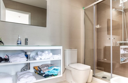 Ponta Delgada Casa | Garoupas Inn