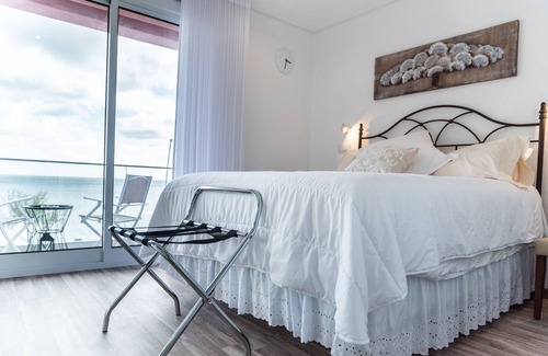 Ponta Delgada Casa | Garoupas Inn