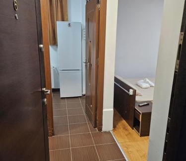 Sector 4 Apartamento | Garsoniera - 1 minut de Metrou Dimitrie Leonida