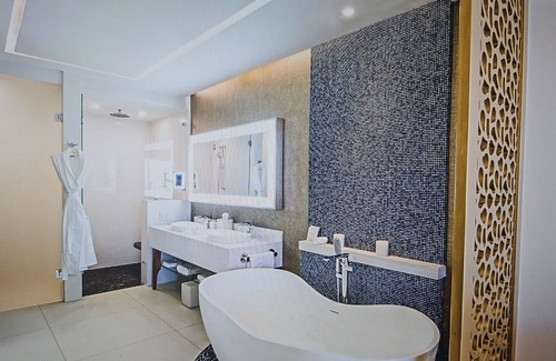 Windham Condominio | Garza Blanca Hotel Suite Condo 2 BR 3 Bathroom in Los Cabos Mexico