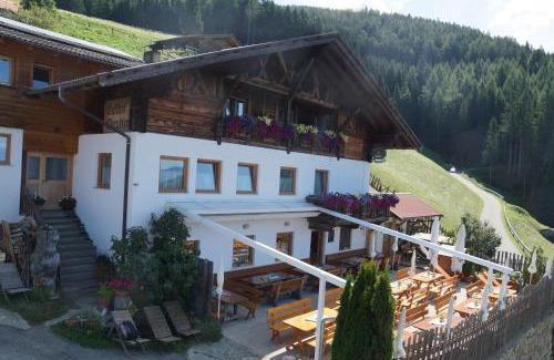 Schenna Cama Y Desayuno | Gasthaus Oberkirn