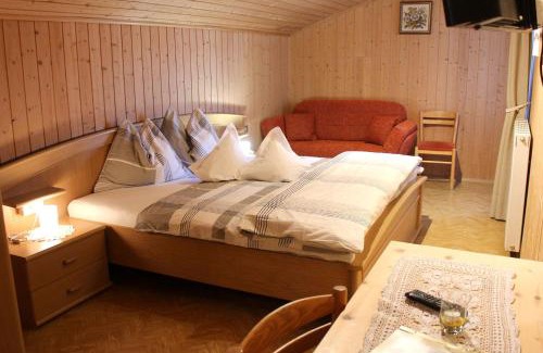 Schenna Cama Y Desayuno | Gasthaus Oberkirn