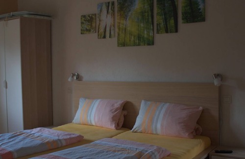 Wernersberg Cabaña | Gasthaus Trifelsblick - Habitación doble con ducha / WC