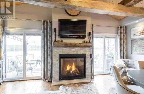 Campbellford Casa | Gather-on-Trent, Your Private Waterfront Luxury Resort in Trent Hills