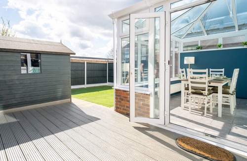 Horley Casa | Premium-Vista al Jardín-Casa-Baño privado-4 bed 2 bath house