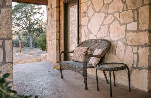 Dripping Springs Casa | Habitación Gaucho (Habitación Individual) en el Edificio Estable - Asante Alojamiento y Eventos