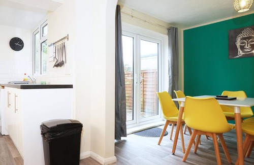 Newton St Loe Casa | 2 bed/Great Monthly Discounts