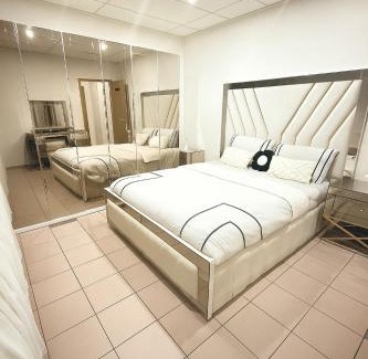 Menen Casa | Gelijkvloers apt, supermarkt voor de deur, winkels & terrasjes op wandelafstand