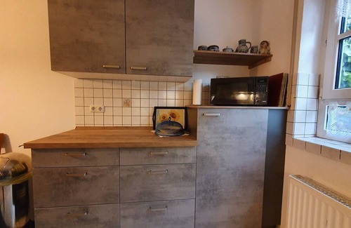 Schwanfeld Apartamento | Gemütliche 60qm Ferienwohnung mit Terrasse, voll ausgestattete Küche
