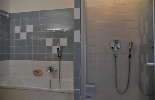 Mainz-Bingen Apartamento | Gemütliche Fewo mit Rheinblick